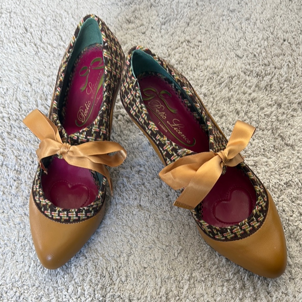 Bettye Muller Yellow Pointed Toe Flats with Bow